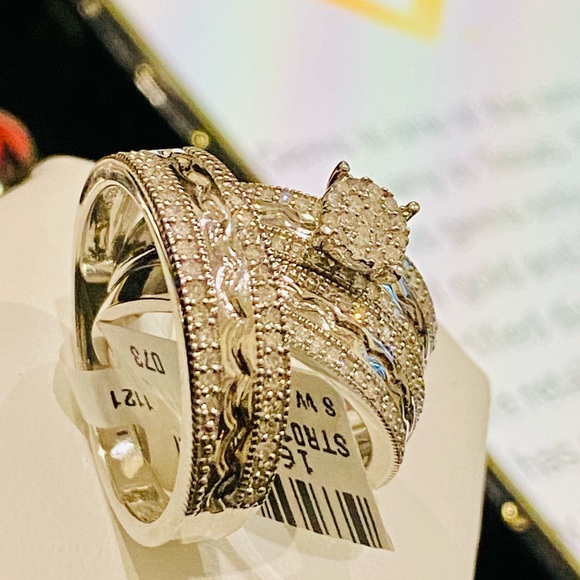 Exquisite matching his hers wedding ring band set 100% real genuine diamonds! - Picture 5 of 8